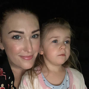 Meet your Posher, Hilary